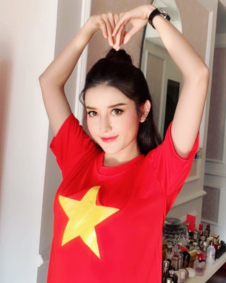 Tuấn Hưng, Huyền My tin tuyển Việt Nam thắng Malaysia tại AFF Cup 2018