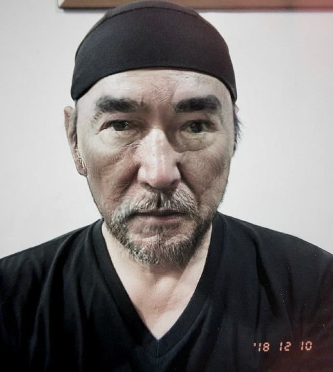 Ở tuổi 51, Tiêu Ân Tuấn gây sốc với ngoại hình già nua chẳng khác gì ông cụ 70 tuổi