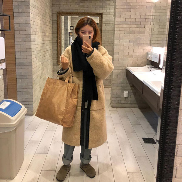 Áo khoác Teddy - chiếc áo khoác mềm mịn như gấu bông chính là item ấm nhất, dễ thương nhất mà bạn nên sắm đông này