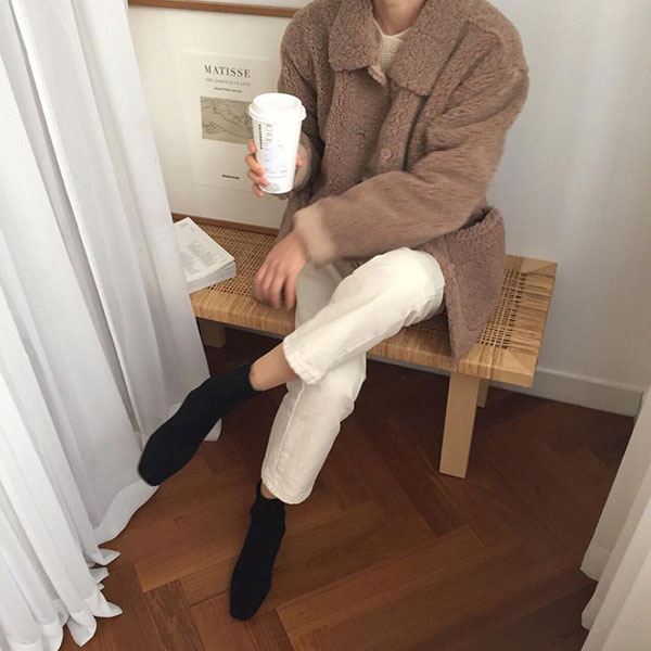 Áo khoác Teddy - chiếc áo khoác mềm mịn như gấu bông chính là item ấm nhất, dễ thương nhất mà bạn nên sắm đông này