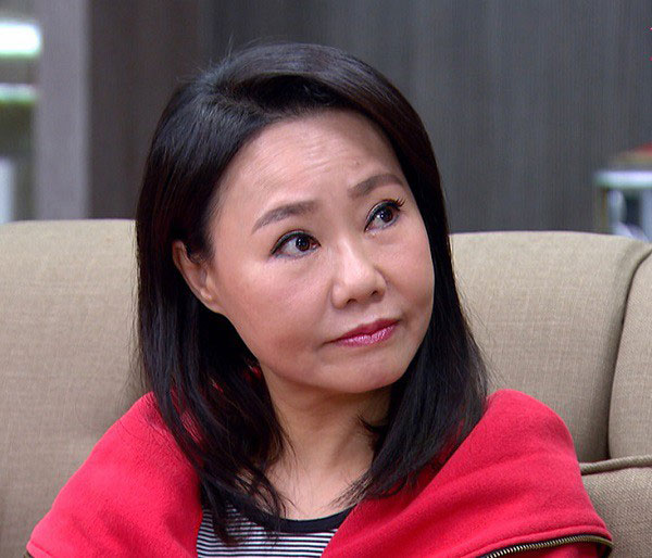 Được bố chồng thương như con đẻ nhưng nàng dâu ức nghẹn vì mẹ chồng ngày nào cũng đọc đi đọc lại những câu sốc óc