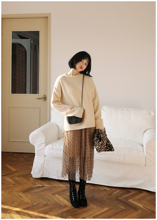 Váy midi: Chiếc váy lãng mạn nhất trong trời se lạnh