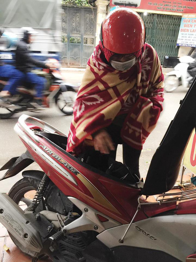 Hớn hở khoe ăn mặc hợp mốt, cô nàng bị cộng đồng mạng ném đá không thương tiếc