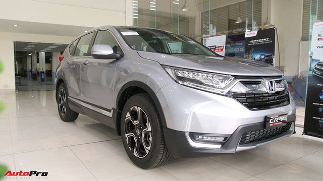 Ma trận giá xe năm 2018 tại Việt Nam: Xe tăng liên tiếp, xe giảm hơn nửa tỷ đồng