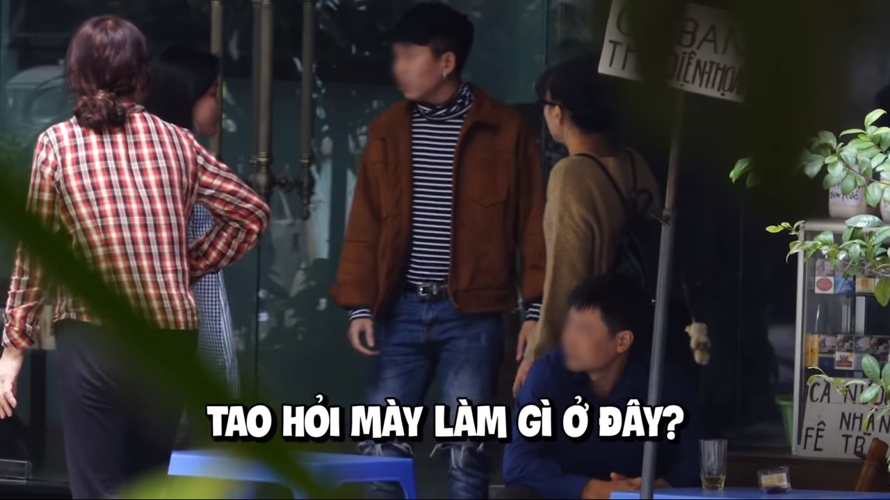 Ekip dàn dựng clip đánh ghen để troll các cặp đôi trên đường phố khiến người xem bức xúc