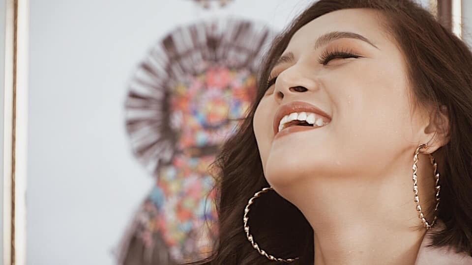 Bị Chí Nhân hết lần này đến lần khác tố giả tạo, không cho gặp con, Thu Quỳnh lên tiếng: Tôi không quan tâm