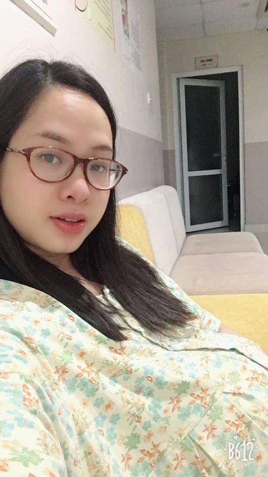 Mẹ Hà Nội kể lại giây phút thót tim khi vừa bước lên bàn đẻ thì tim thai sụt liên tục từ 140 về 0