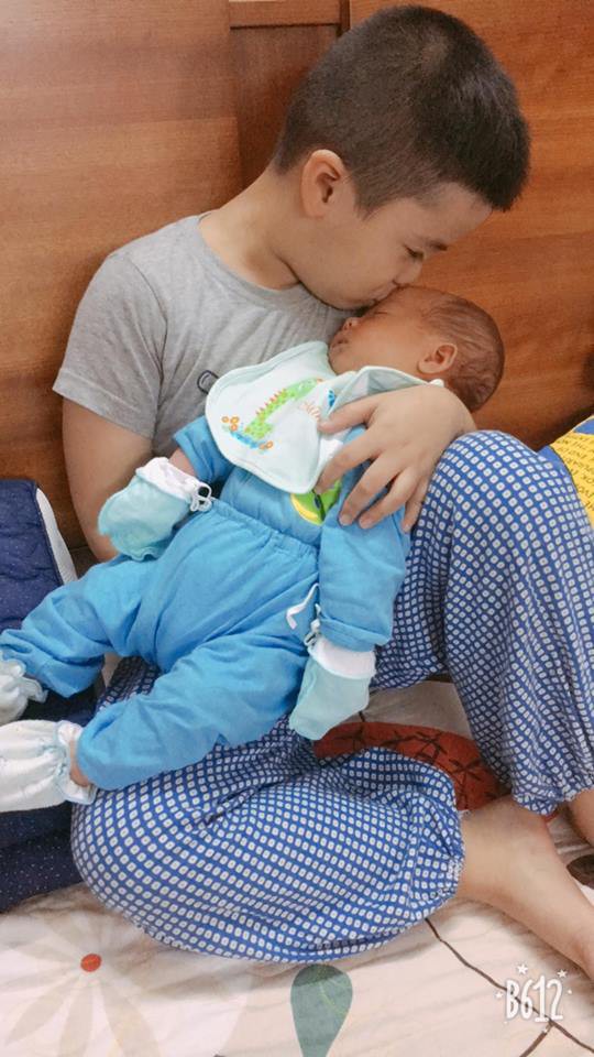 Mẹ Hà Nội kể lại giây phút thót tim khi vừa bước lên bàn đẻ thì tim thai sụt liên tục từ 140 về 0