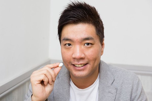 Người đàn ông 38 tuổi gây sốc khi không cần ăn, chỉ hít khí trời suốt 4 năm