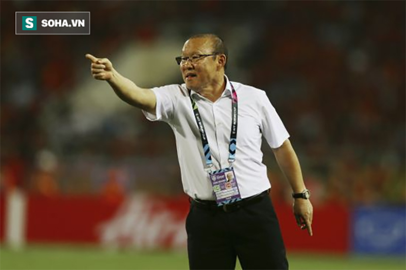 Trước cuộc chiến sống còn, HLV Park Hang-seo nhận giải thưởng đặc biệt tại Hàn Quốc