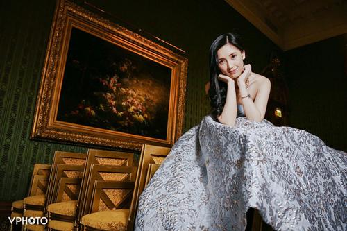 Ái nữ sao Anh hùng xạ điêu từng không biết cha mẹ là tỷ phú