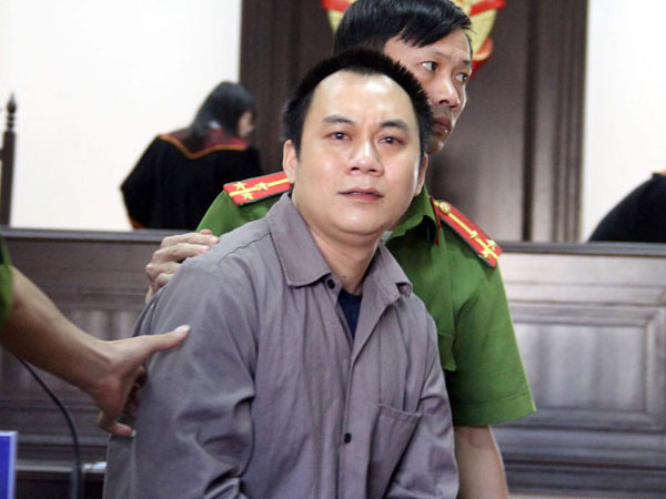 Luật sư kiến nghị cho tài xế container tông xe Innova được tại ngoại