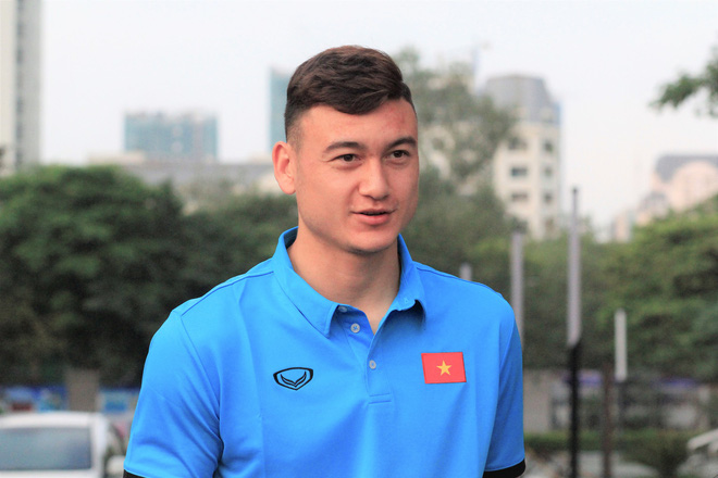 Tiến Dũng vs Lâm Tây: Ai cũng đẹp trai, 6 múi, tài năng... biết chọn ai bây giờ!