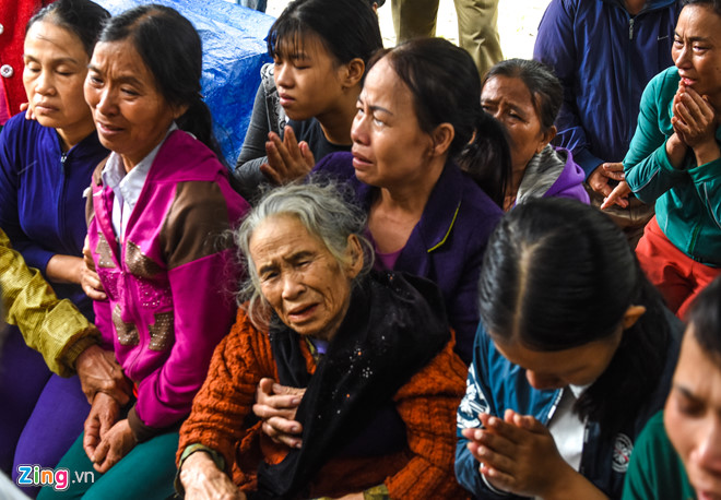 Cả làng tiếc thương anh dân quân cứu người đến kiệt sức ở Quảng Nam