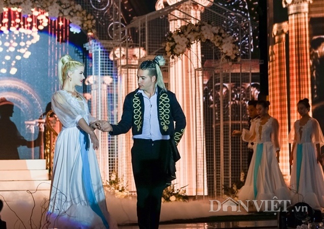 Choáng với siêu đám cưới của cô dâu Quảng Ninh - chú rể Hải Phòng