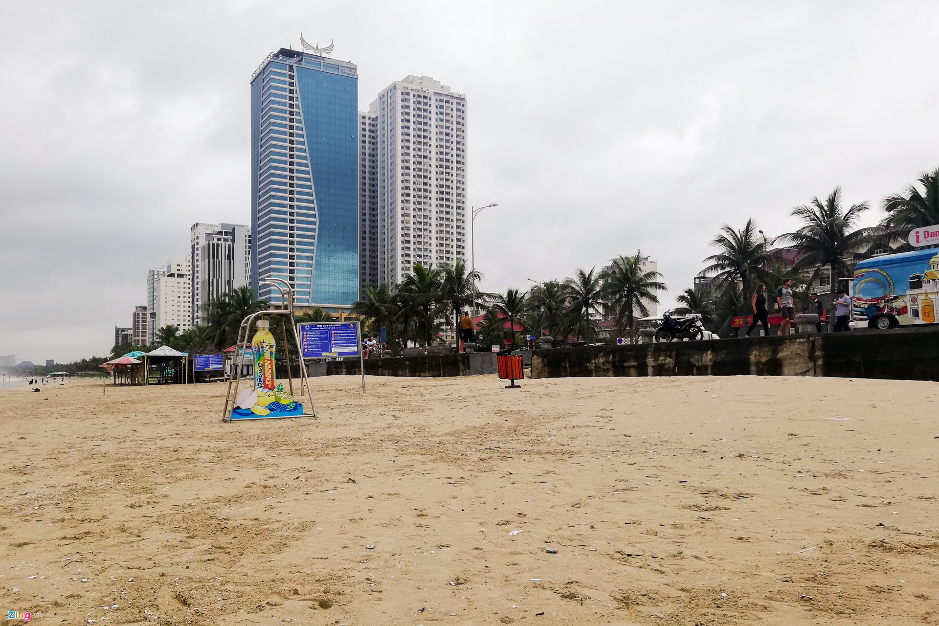 Video ảnh: Đà Nẵng sạch sẽ sau 2 ngày huy động cả thành phố dọn rác do mưa lũ