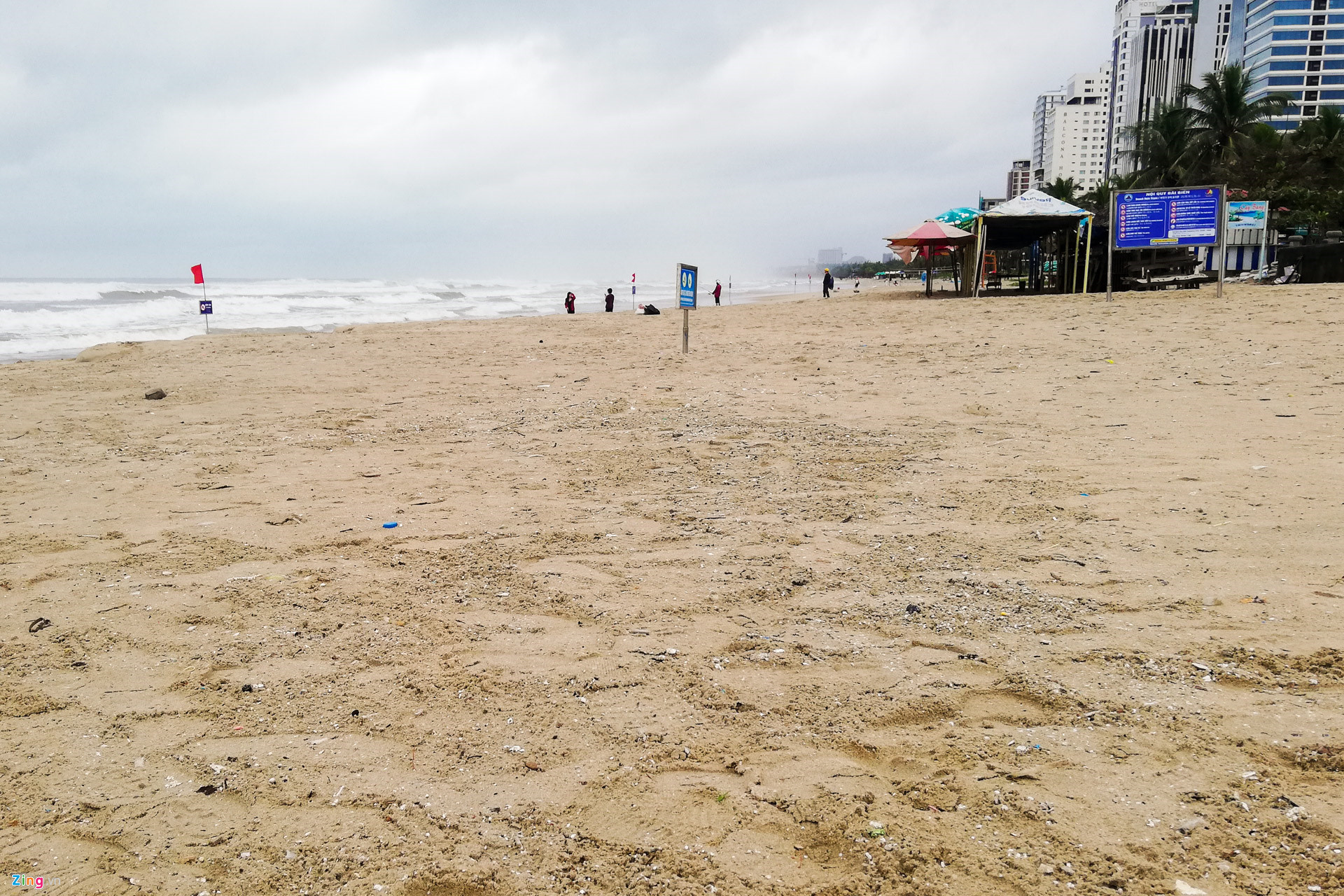 Video ảnh: Đà Nẵng sạch sẽ sau 2 ngày huy động cả thành phố dọn rác do mưa lũ