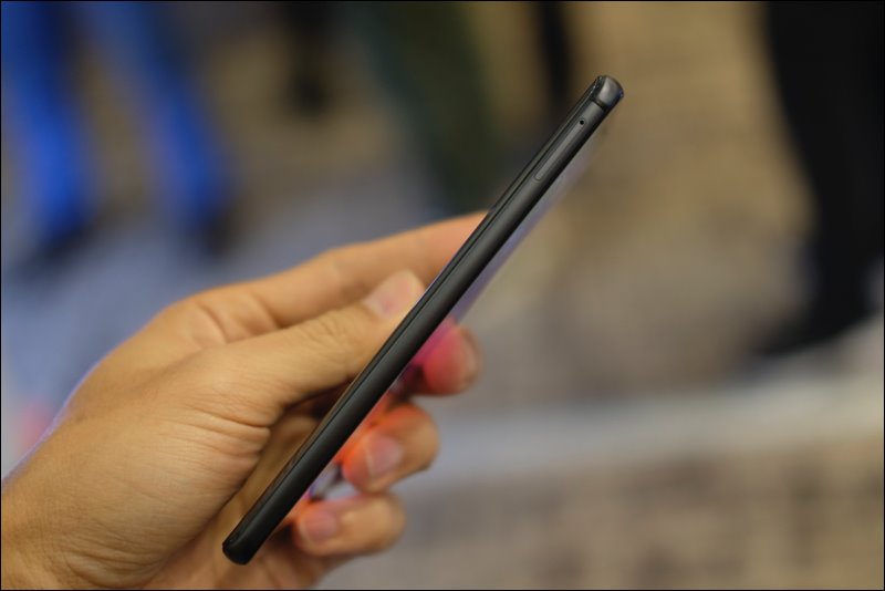 Hình ảnh và video chi tiết hai máy Vsmart Active 1 và Active 1+, giá từ 4,49 triệu đồng