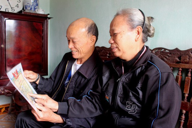 Bố cầu thủ Tiến Linh: Lúc con thi đấu, tôi phải ra trông xe cho khách