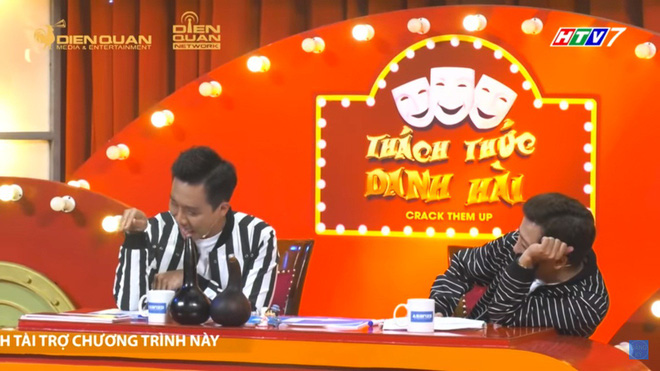 Trấn Thành, Trường Giang gây sốc với phát ngôn và hành động nhạy cảm trên sóng truyền hình