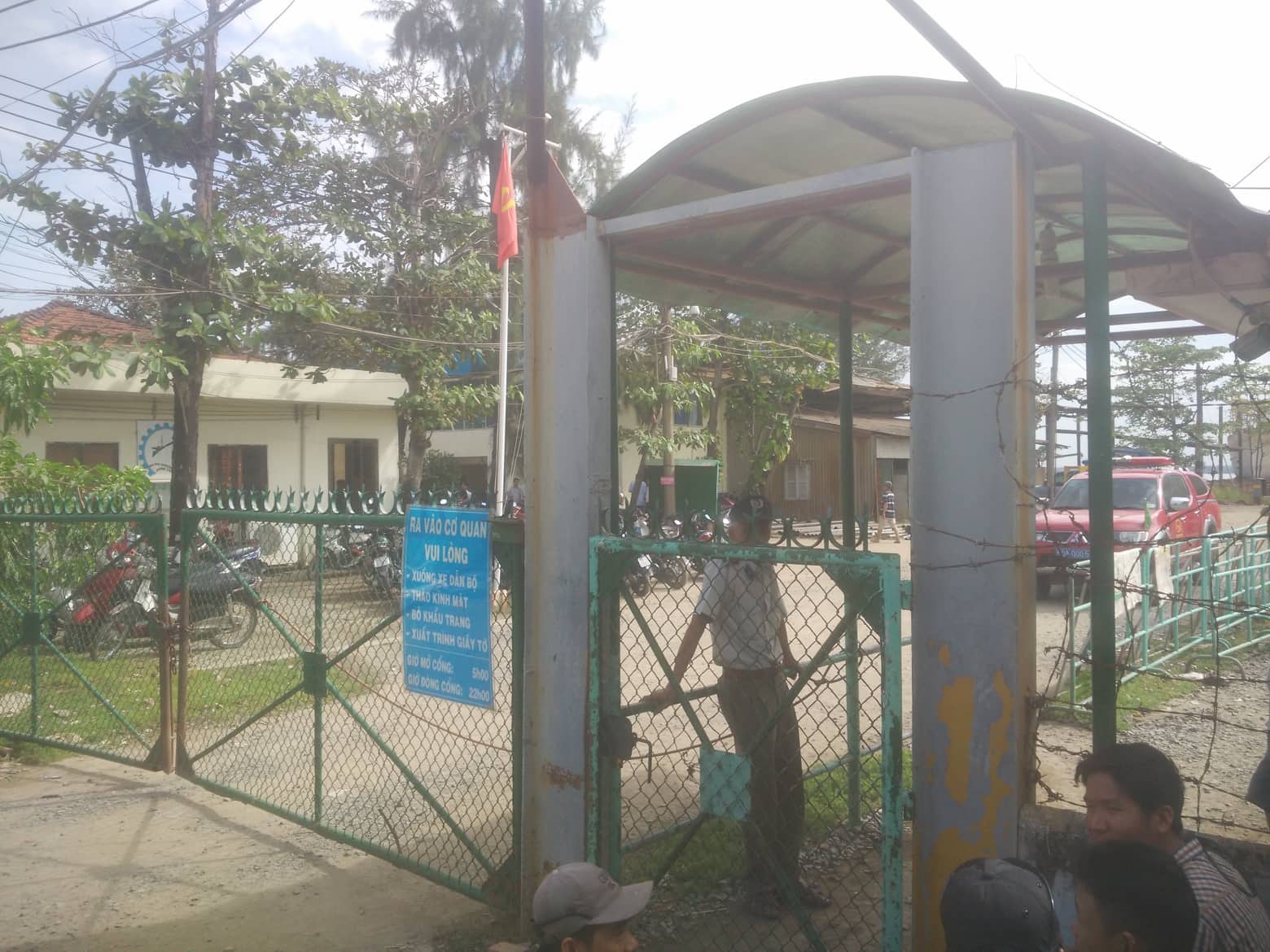 Nhân chứng hãi hùng kể lại phút xưởng đóng tàu phát nổ, 3 người thương vong