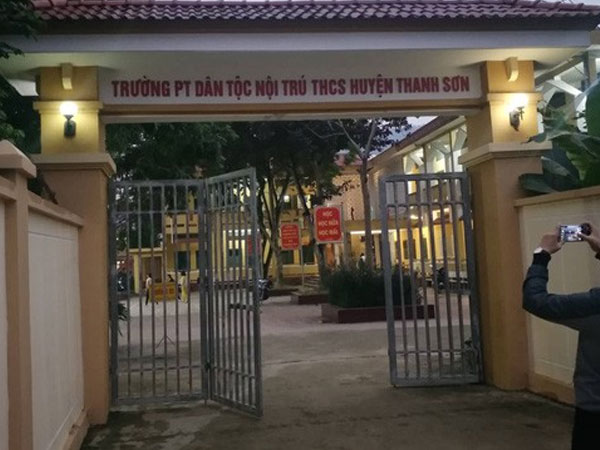 Công an vào cuộc vụ nghi án hàng loạt học sinh nam bị hiệu trưởng lạm dụng tình dục