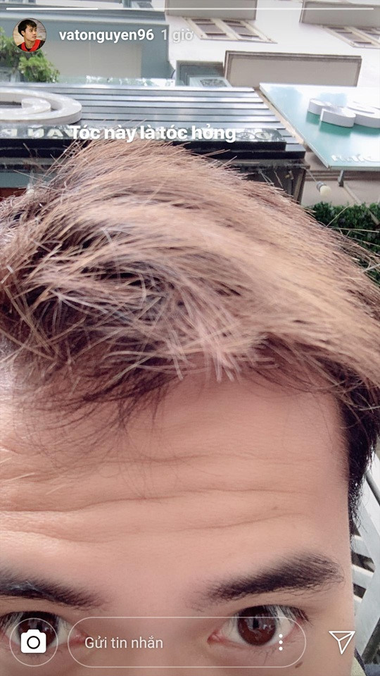 Cầu thủ Việt Nam đồng loạt đổi kiểu tóc trước trận chung kết lượt về