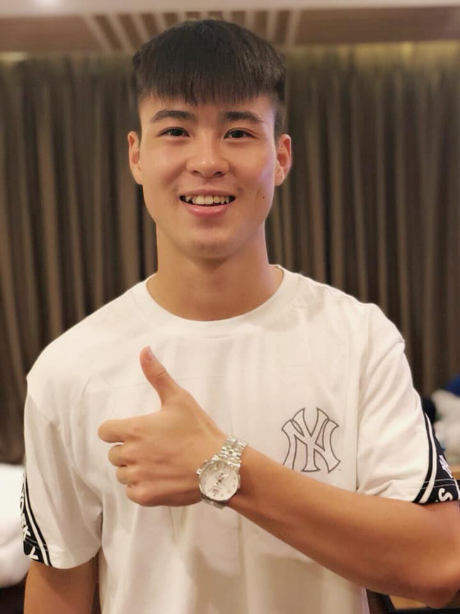 Cầu thủ Duy Mạnh lần đầu lên tiếng giữa tâm bão bị CĐV Malaysia tấn công bằng bàn phím trên Instagram