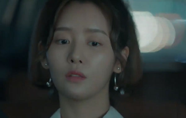 Mẹ chồng biến dâu trưởng thành ô sin sau khi cưới thêm dâu út giàu có, cuối cùng lại gậy ông đập lưng ông