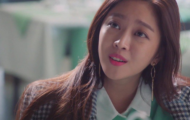 Nhường cả nhà và chồng cho kẻ thứ ba, vợ khiến chồng quỳ sụp dưới chân và cái kết...