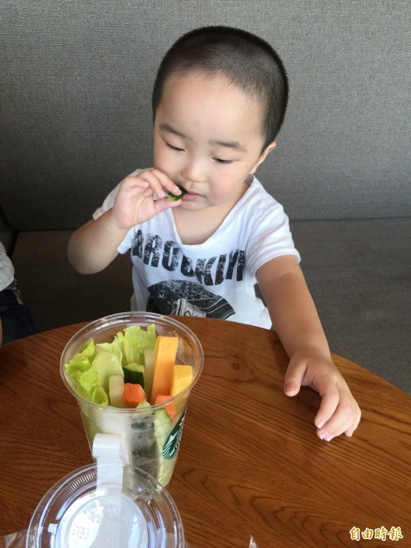 3 thói quen ăn uống hằng ngày âm thầm lấy đi sự thông minh của con trẻ mà nhiều bố mẹ vô tình bỏ qua