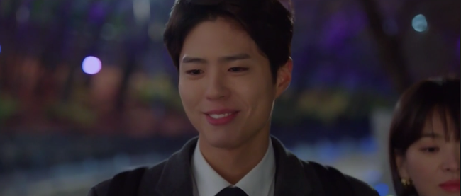 Sau bao ngày chờ đợi, cuối cùng Song Hye Kyo và phi công trẻ Park Bo Gum cũng nắm tay rồi!