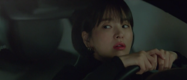 Sau bao ngày chờ đợi, cuối cùng Song Hye Kyo và phi công trẻ Park Bo Gum cũng nắm tay rồi!