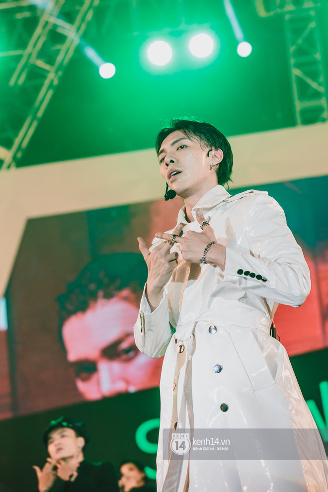 Hoàng Bách hối hận vì loại Erik từ vòng gửi xe trong cuộc thi âm nhạc cách đây hơn 4 năm