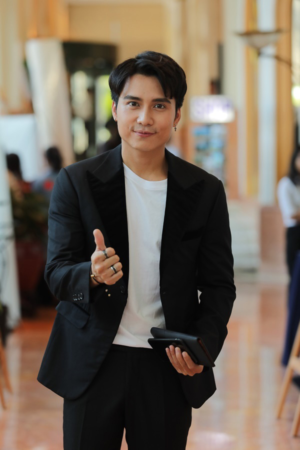 Mạnh Quân: Tôi sợ nói trái ý vợ rồi gây ra cãi nhau