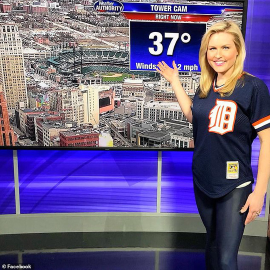 Mỹ: Nữ MC nổi tiếng tự tử sau ca phẫu thuật cận thị