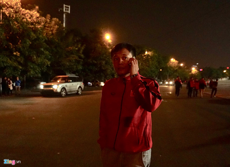 Thế hệ vàng 2008 trên khán đài sân Mỹ Đình trận chung kết AFF Cup 2018