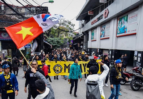Việt Nam 1-0 Malaysia: Anh Đức vô lê nổ tung Mỹ Đình, ĐTVN lên đỉnh ĐNA sau 10 năm chờ đợi