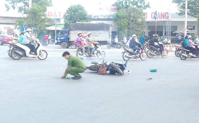 Cô gái 20 tuổi bị xe bồn cán chết thảm ở vòng xoay Phú Hữu