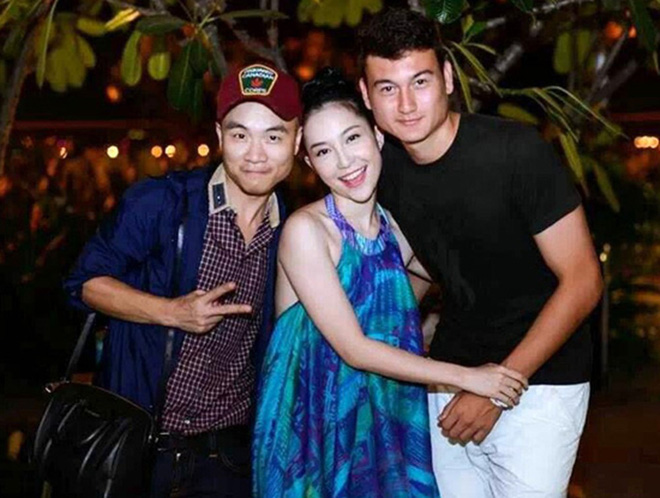 Mẹ bật khóc, chị họ Linh Nga nhắn gửi thủ môn Lâm Tây: Thành công của em là máu và nước mắt