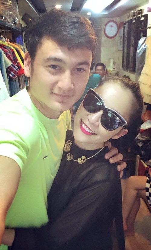 Mẹ bật khóc, chị họ Linh Nga nhắn gửi thủ môn Lâm Tây: Thành công của em là máu và nước mắt