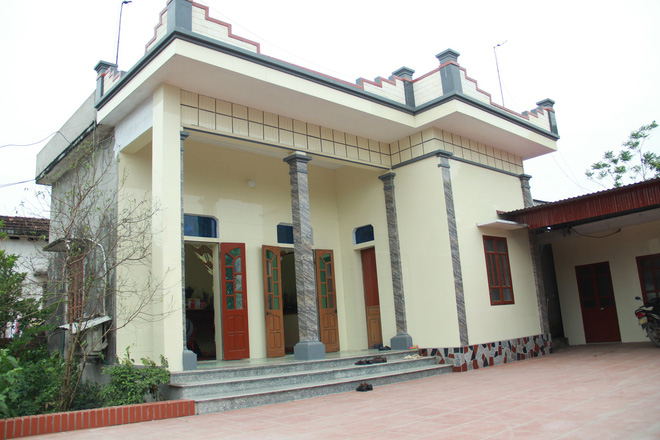 Bố mẹ Đoàn Văn Hậu kể chuyện vui khi bắt xe ôm ra bến xe sau trận chung kết: Tài xế không lấy 50 nghìn, còn năn nỉ chụp ảnh cùng”