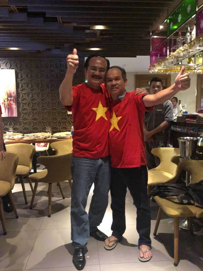 Bầu Đức ở đâu trong đêm tuyển Việt Nam đăng quang AFF Cup 2018?