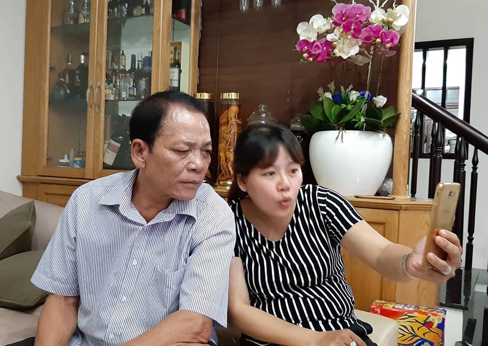 Bố cầu thủ Anh Đức: Tự hào với bàn thắng để đời của con trai