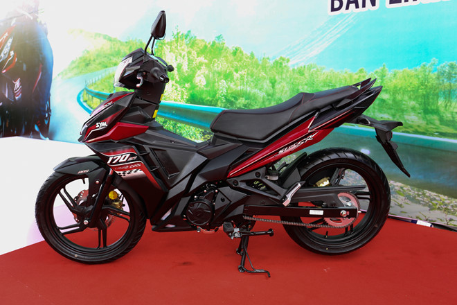 Xe côn tay SYM Star SR giá 50 triệu, đối đầu Exciter