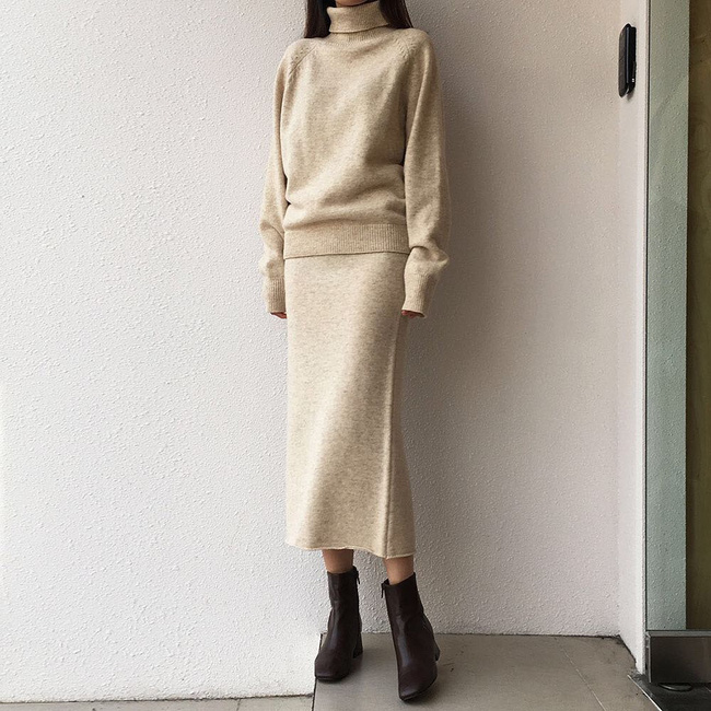 Trời lạnh mà cứ ngại diện chân váy, đấy là bạn chưa biết 12 công thức diện rất đẹp mà còn rất ấm này rồi!