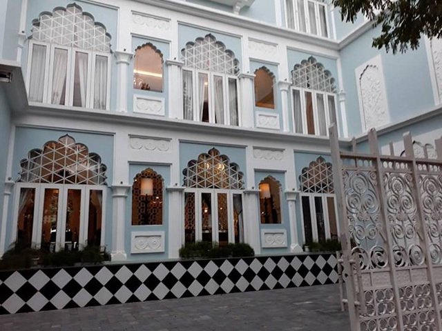 Chưa thoát án bán lụa Tàu: Khaisilk âm thầm bán 2 lâu đài ngàn tỷ