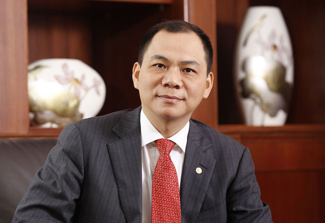 Doanh nhân Phạm Nhật Vượng chi bao tiền cho bóng đá?