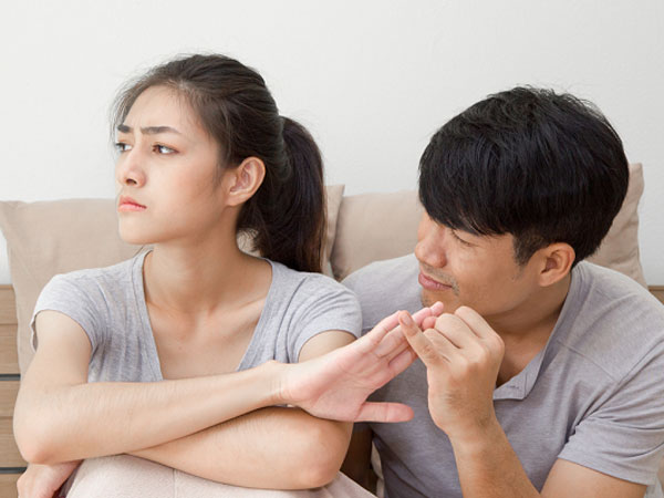 Không muốn để em đi nước ngoài, người yêu đã bày thủ đoạn hèn hạ khiến em mất cả tương lai và sự nghiệp