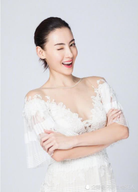 Trương Bá Chi chính thức thừa nhận sinh con thứ ba nhưng vẫn giữ kín danh tính cha đứa trẻ